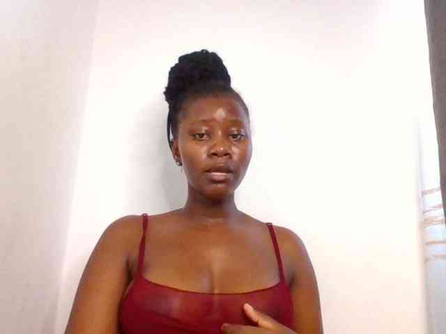 Wetpussieyy webcam