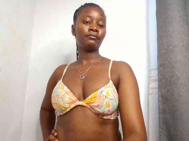 Wetpussieyy webcam