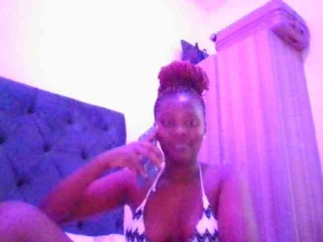 Wetpussieyy webcam