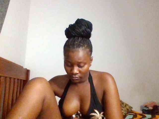 Wetpussieyy webcam