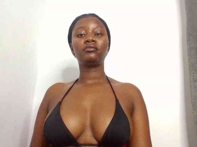 Wetpussieyy webcam