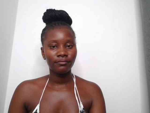 Wetpussieyy webcam