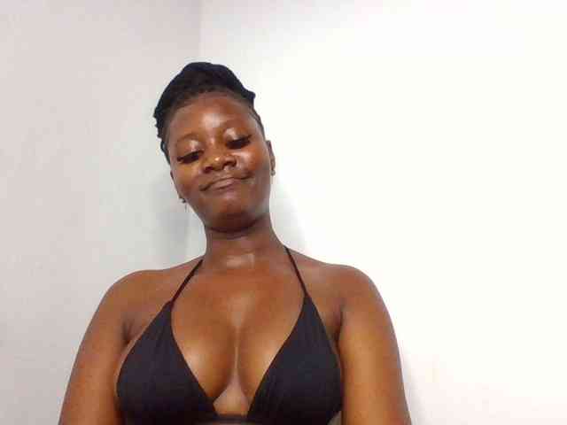 Wetpussieyy webcam