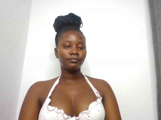 Wetpussieyy webcam