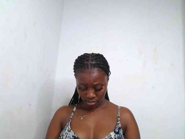 Wetpussieyy webcam