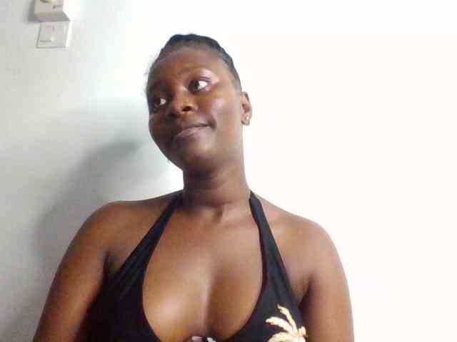 Wetpussieyy webcam