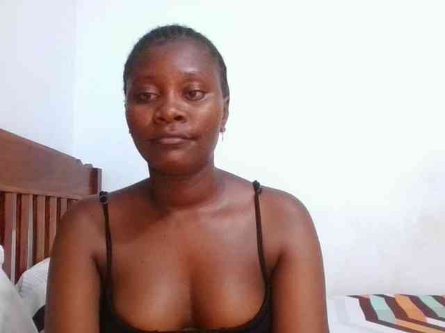 Wetpussieyy webcam