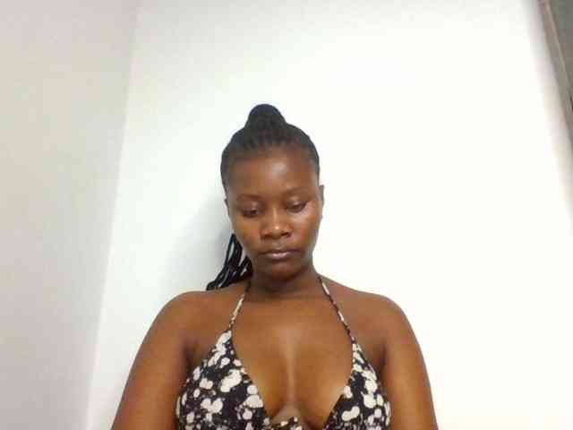 Wetpussieyy webcam