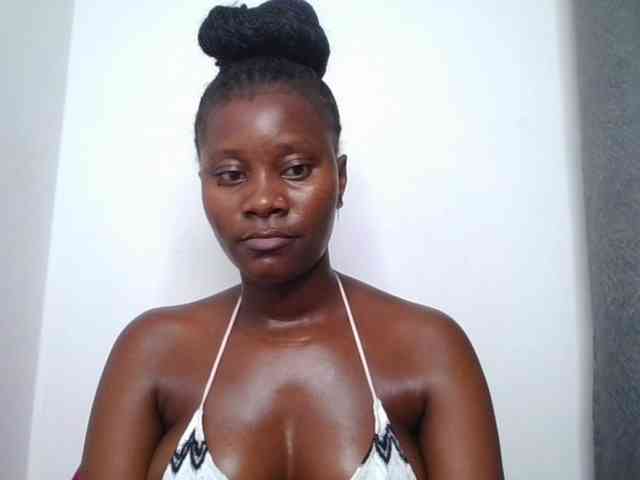 Wetpussieyy webcam