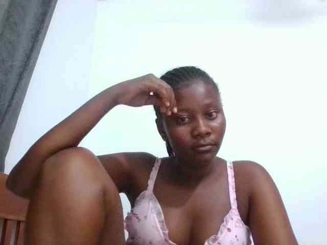 Wetpussieyy webcam