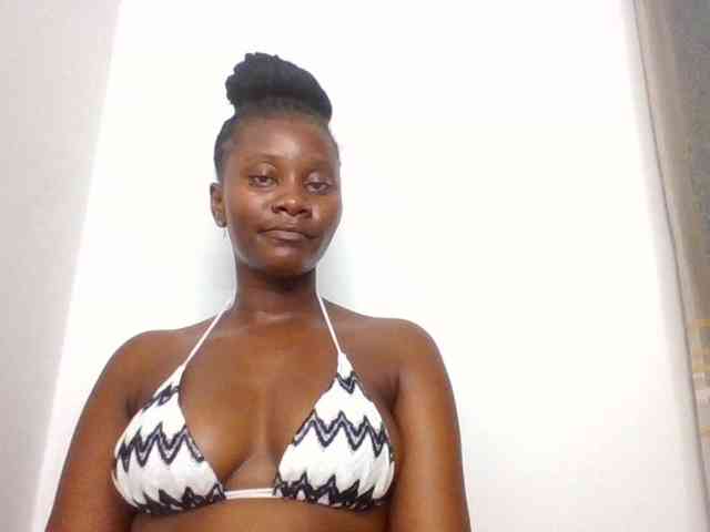 Wetpussieyy webcam