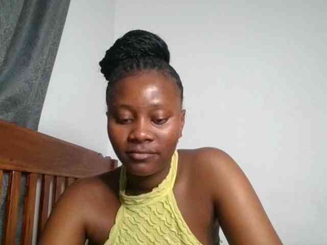 Wetpussieyy webcam