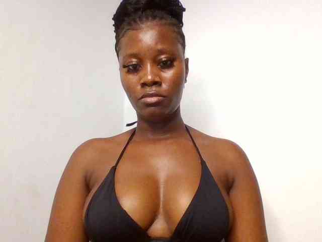 Wetpussieyy webcam