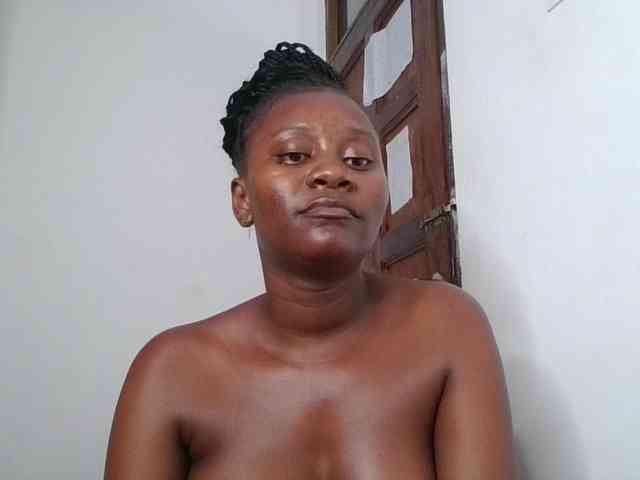 Wetpussieyy webcam