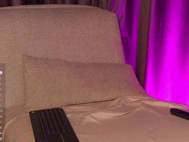 KassyClaire webcam