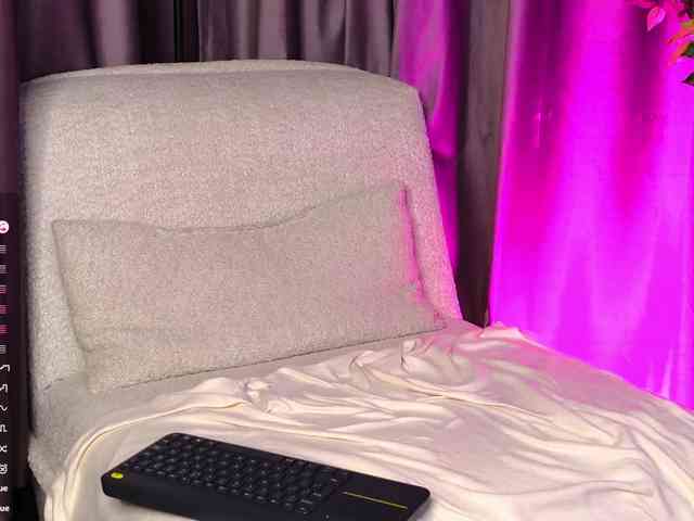 KassyClaire webcam