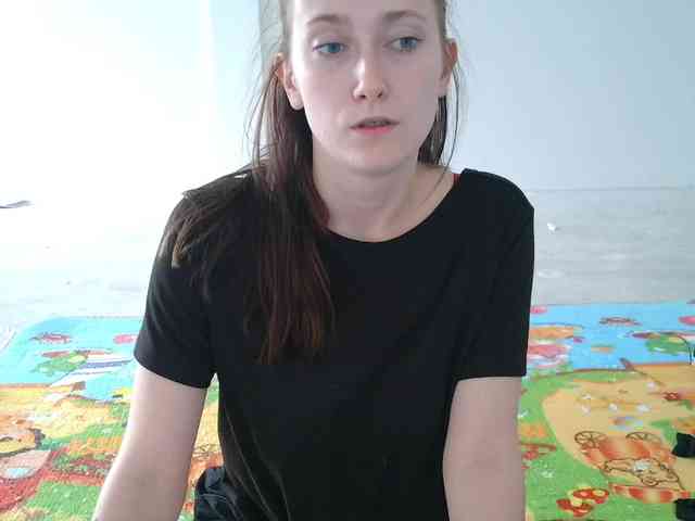 LunaFeisty webcam