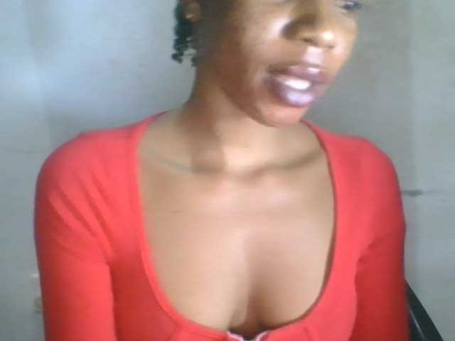 Juicyxpussy live cam on BongaCams