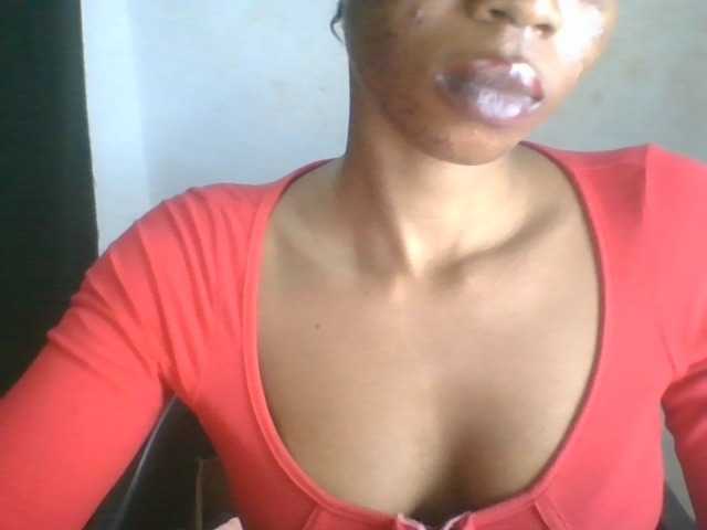 Juicyxpussy live cam on BongaCams