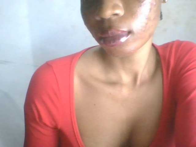 Juicyxpussy live cam on BongaCams