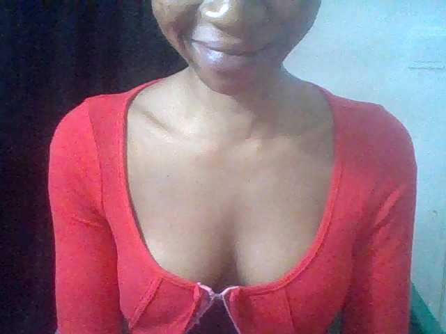 Juicyxpussy live cam on BongaCams