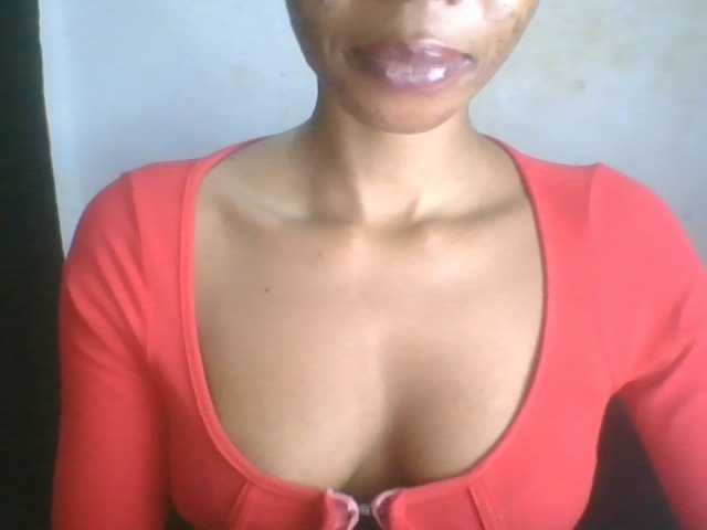 Juicyxpussy live cam on BongaCams