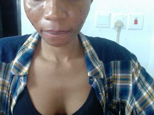 juicyxpussy cam belle