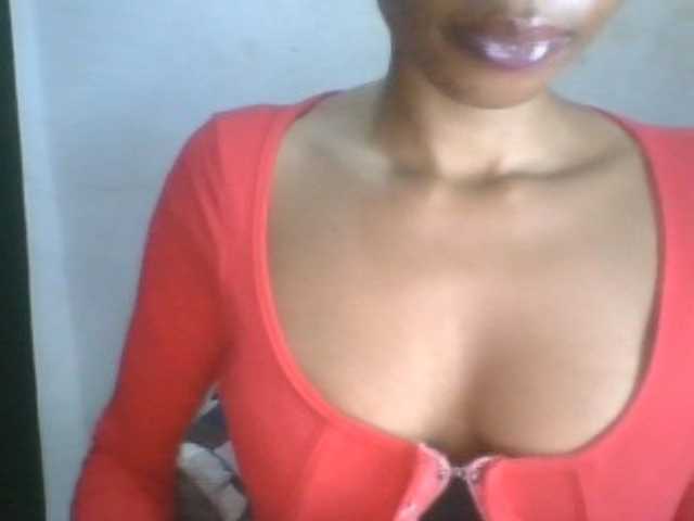 Juicyxpussy live cam on BongaCams