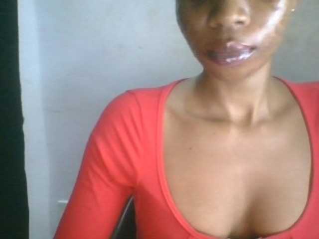 Juicyxpussy live cam on BongaCams