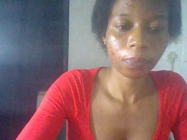 Juicyxpussy live cam on BongaCams