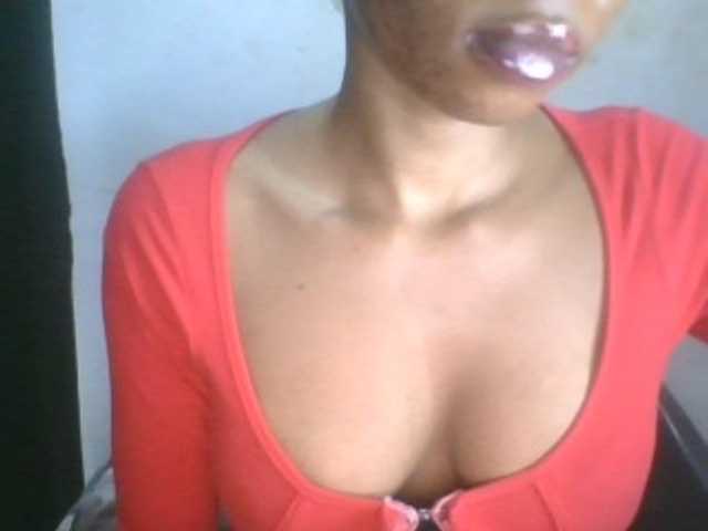 Juicyxpussy live cam on BongaCams