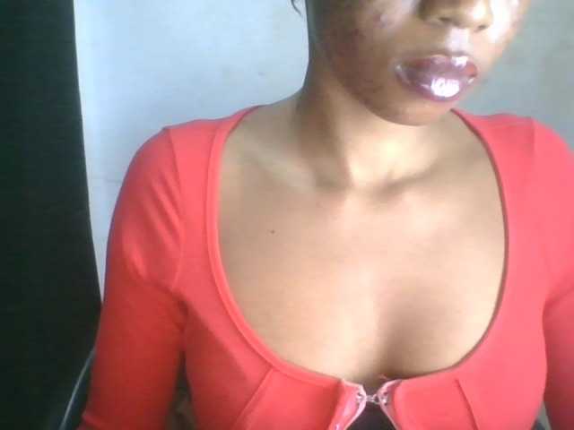 Juicyxpussy live cam on BongaCams