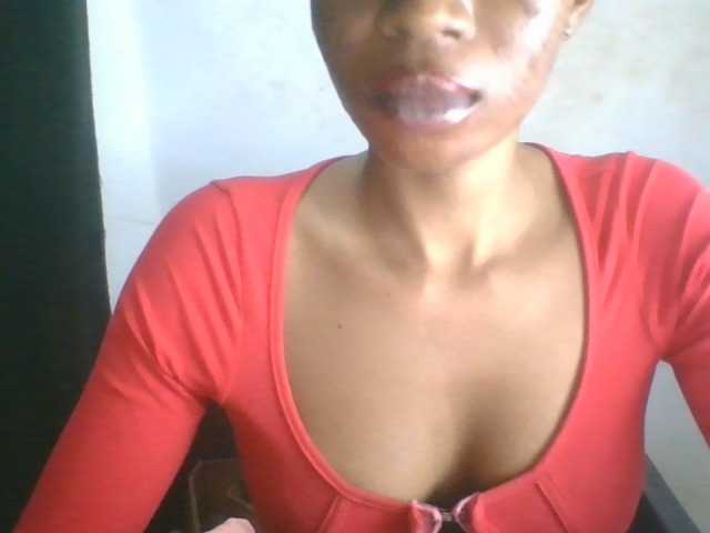 Juicyxpussy live cam on BongaCams