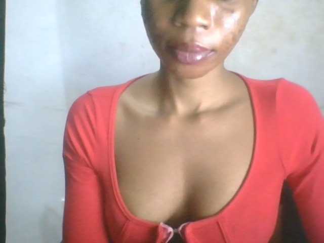 Juicyxpussy live cam on BongaCams