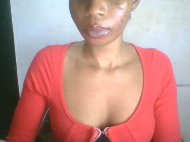Juicyxpussy live cam on BongaCams