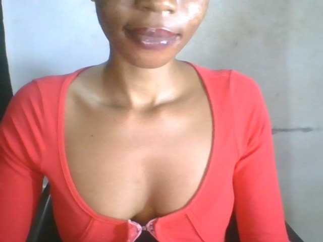 Juicyxpussy live cam on BongaCams
