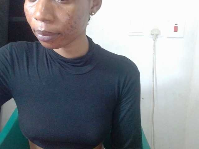 juicyxpussy cam belle