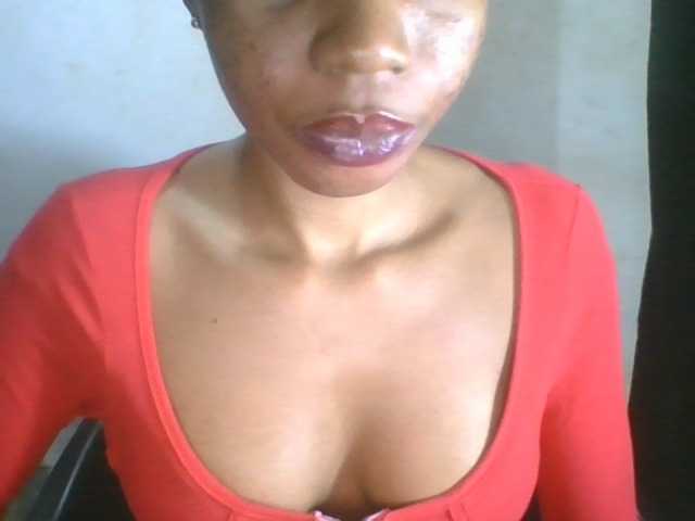 Juicyxpussy live cam on BongaCams