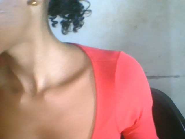 Juicyxpussy live cam on BongaCams