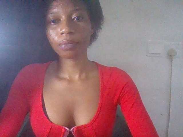 Juicyxpussy live cam on BongaCams