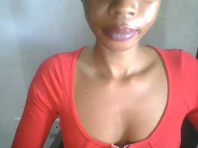 Juicyxpussy live cam on BongaCams