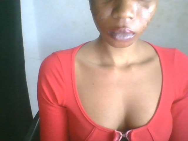 Juicyxpussy live cam on BongaCams