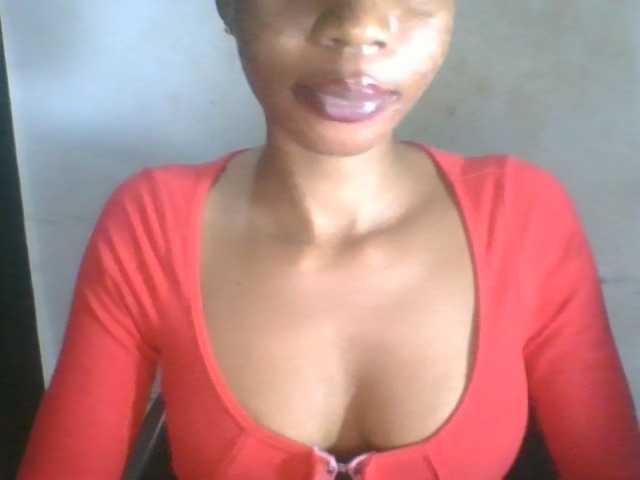 Juicyxpussy live cam on BongaCams