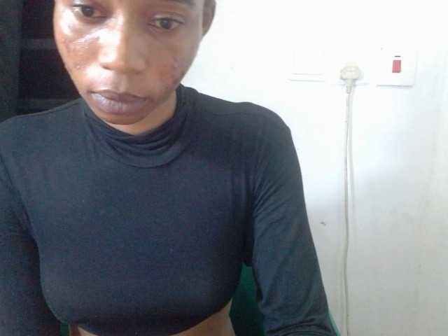 Juicyxpussy live cam on BongaCams
