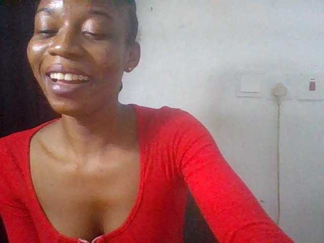 Juicyxpussy live cam on BongaCams