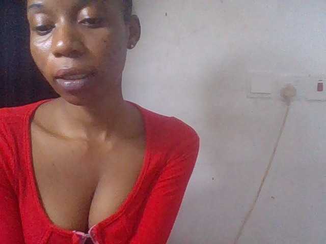 Juicyxpussy live cam on BongaCams