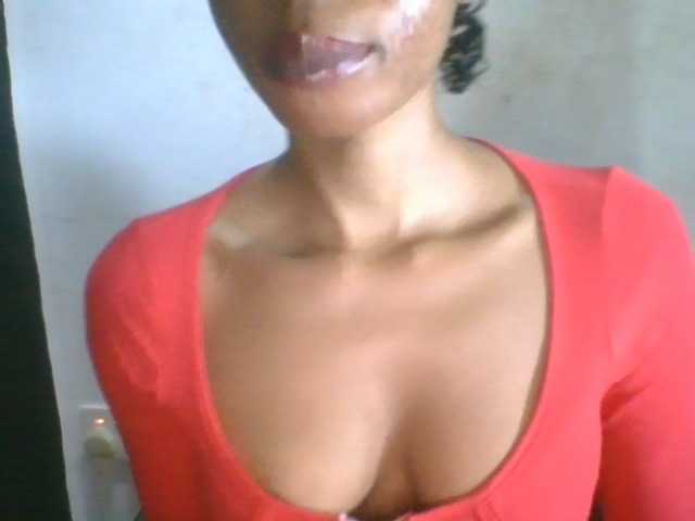 Juicyxpussy live cam on BongaCams