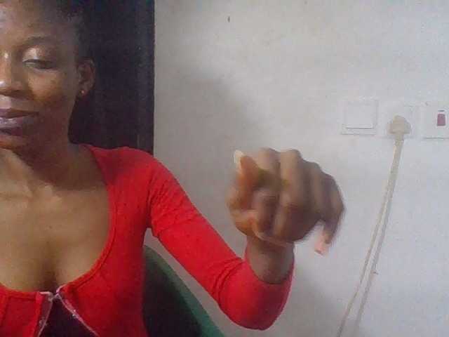 Juicyxpussy live cam on BongaCams