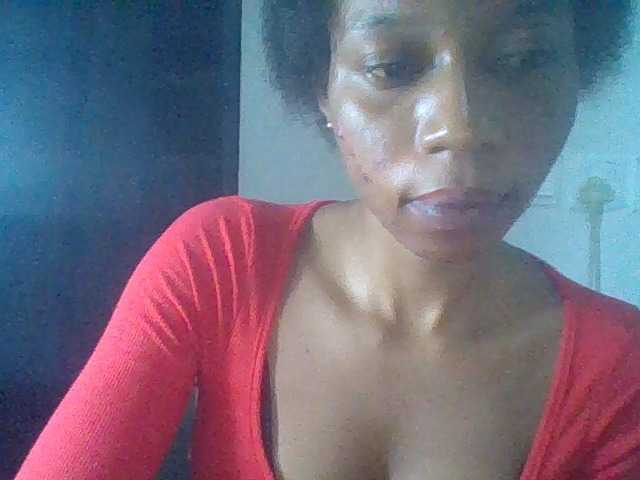 Juicyxpussy live cam on BongaCams