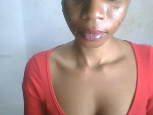 Juicyxpussy live cam on BongaCams